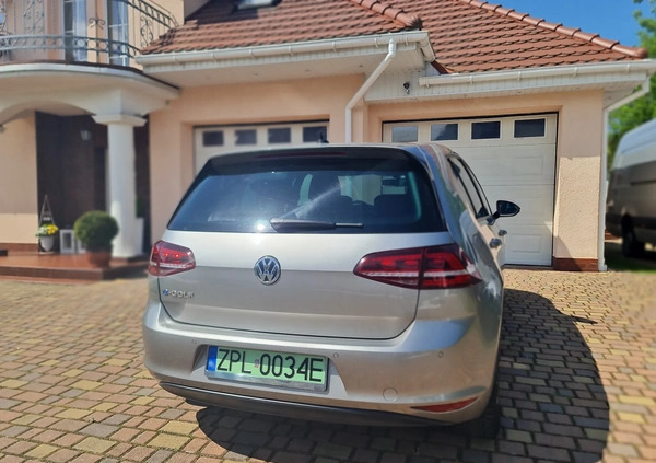 Volkswagen Golf cena 59900 przebieg: 87061, rok produkcji 2015 z Police małe 781
